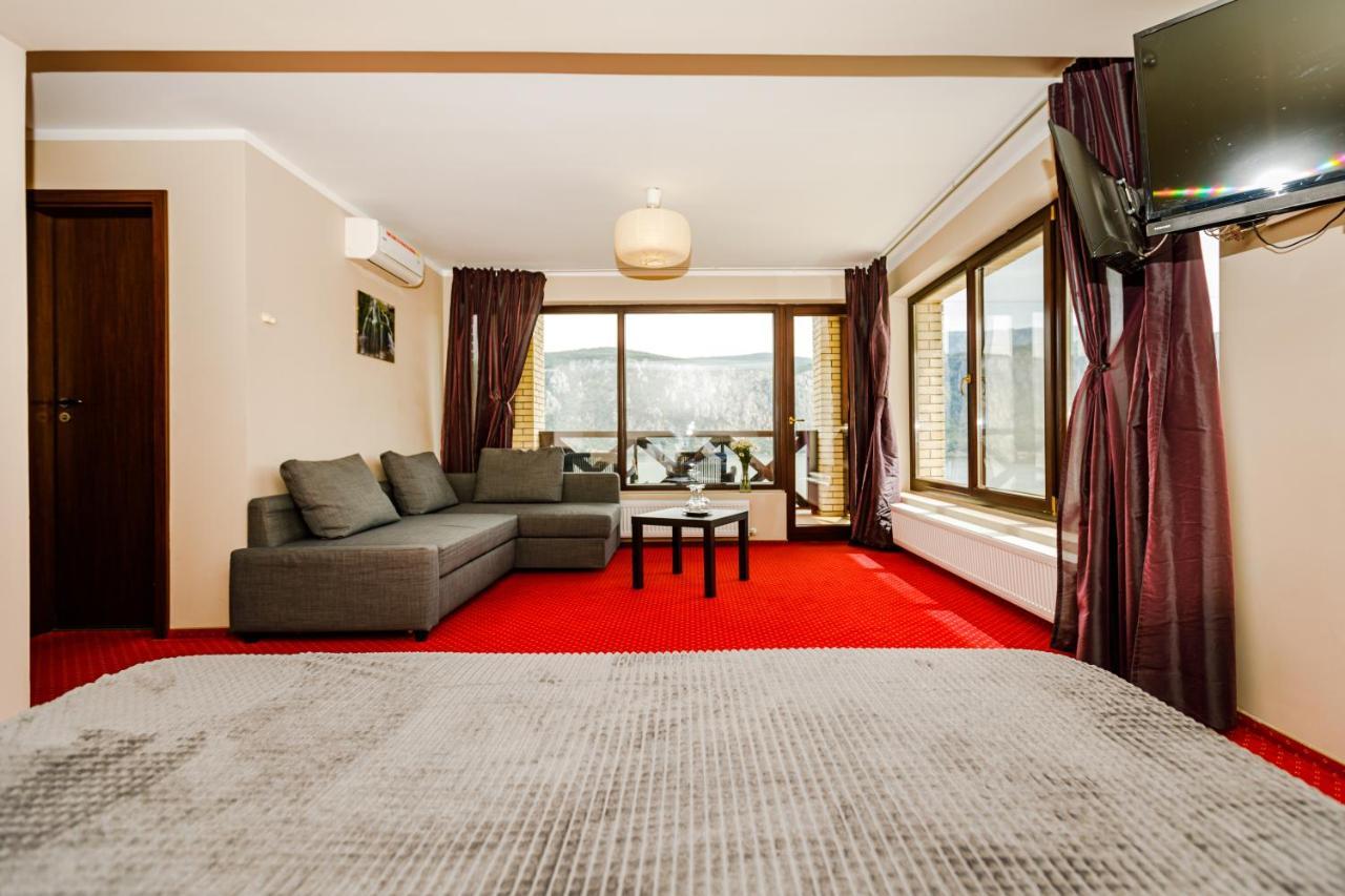 Rex Infinity View 4* Cazanele Dunarii Dubova Extérieur photo